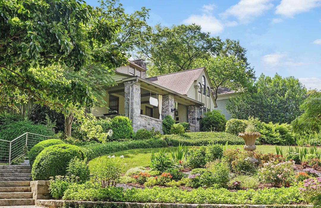 Stonehurst Place Bed & Breakfast-1