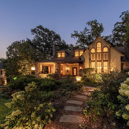 Stonehurst Place Bed & Breakfast-3
